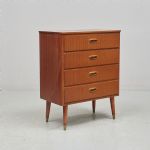 1359 2422 CHEST OF DRAWERS